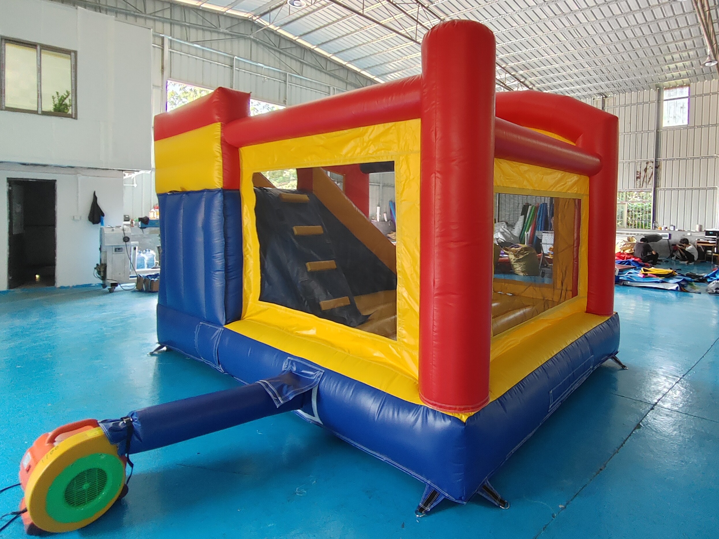 Commercial Inflatable Jumping House With Dry Slide Funny Inflatable Castle
