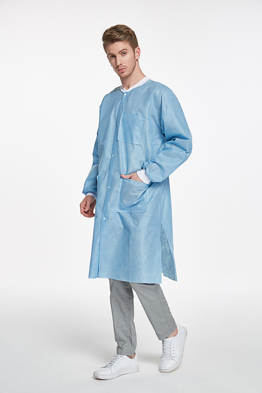 Non Woven Clothing Disposable Work Clothes Disposable Safety Lab Coat Jacket OEM and Sample Free 3 to 10 Days