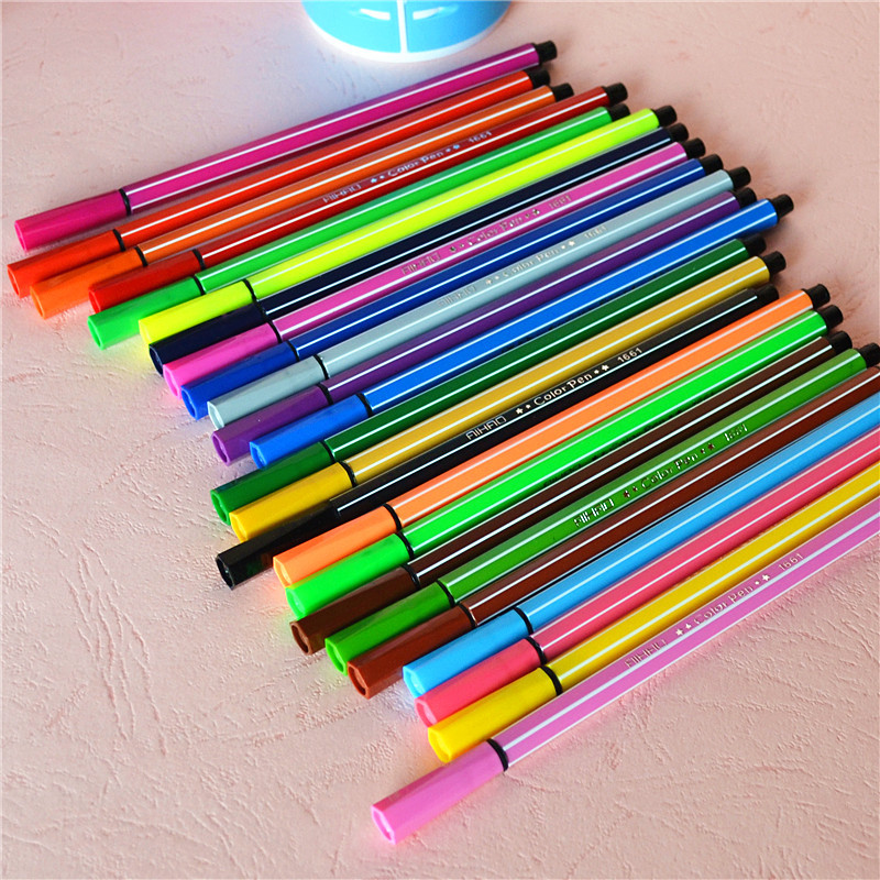 12 Colors Watercolor Pen Set for Children's Painting Needs and Creative Stationery
