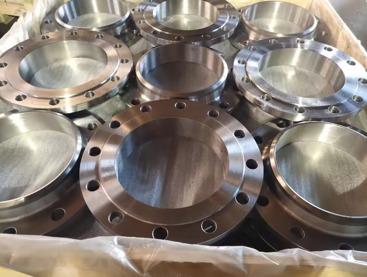 A105 Forged Steel Flanges SA105 Butt Welded Fittings Exproted Europen Market