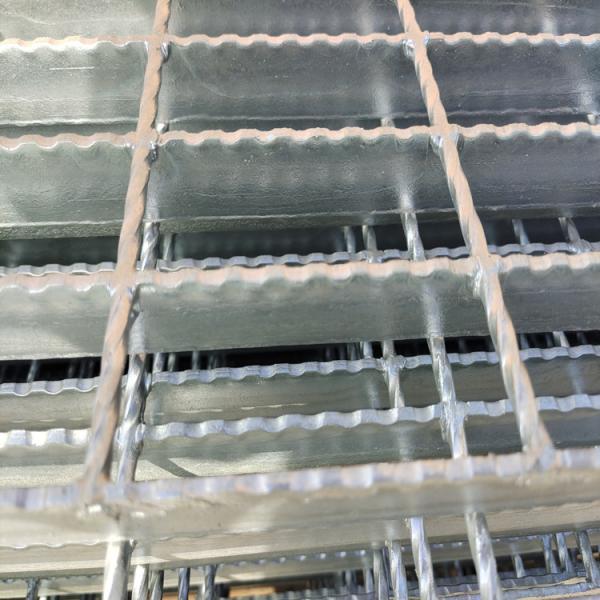 Metal 6mm Thick Serrated Steel Grating Drainage Covers Construction Building