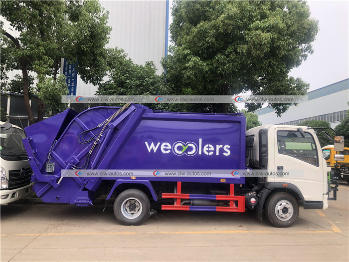 HOWO 5cbm Compactor Garbage Truck Compressed Waste Treatment Truck