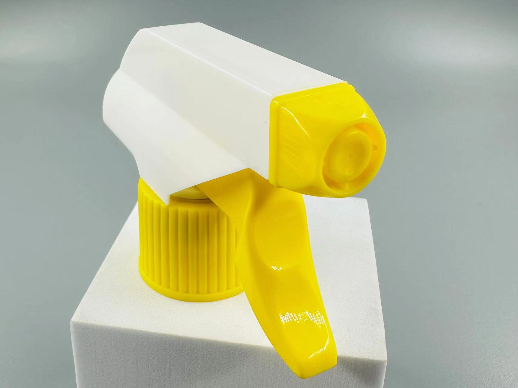 28/410 Hand Trigger Sprayer for Garden Watering PP Plastic 0.8ml/T Discharge Rate
