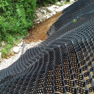 China ASTM Standard HDPE Plastic Gravel Pathway Stabilizer Grid Geocell 100mm on sale