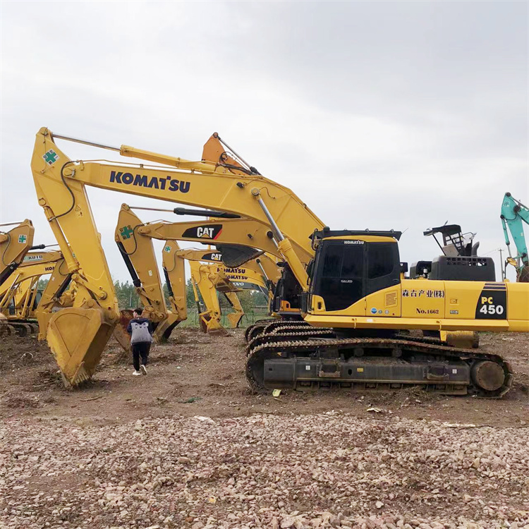 Shanghai Large Mining 45 Ton Used Komatsu 450-7 Excavator in Original Good Condition