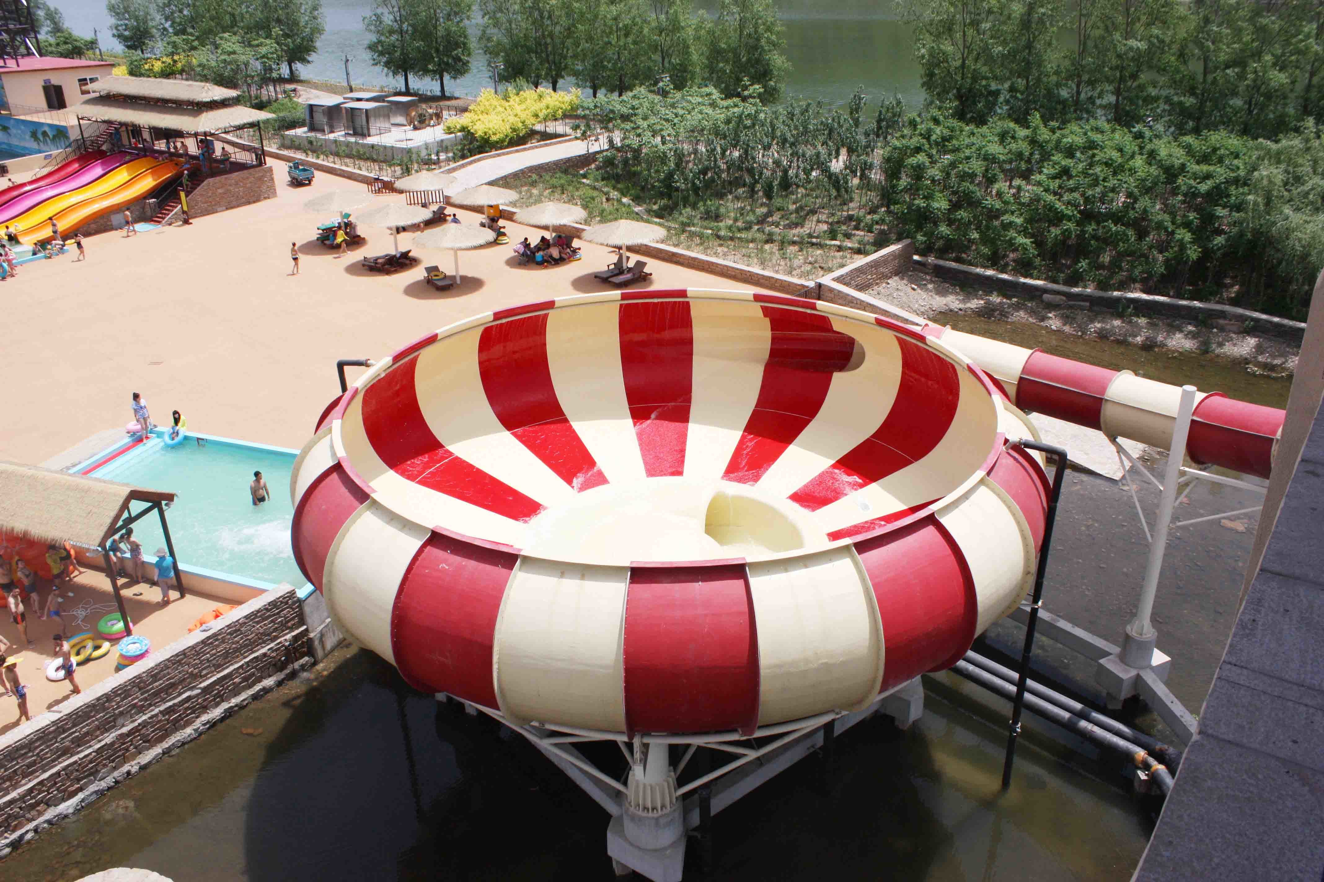 Funny Indoor Water Parks Theme Park Equipment Platform 13.5m , Galvanized Steel Steel Support
