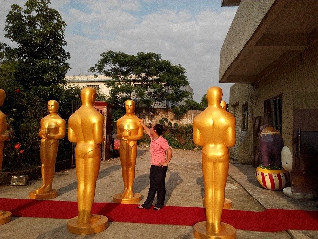 life size Oscar statue/sculpture for sale with existing mold as souvenir craft gift