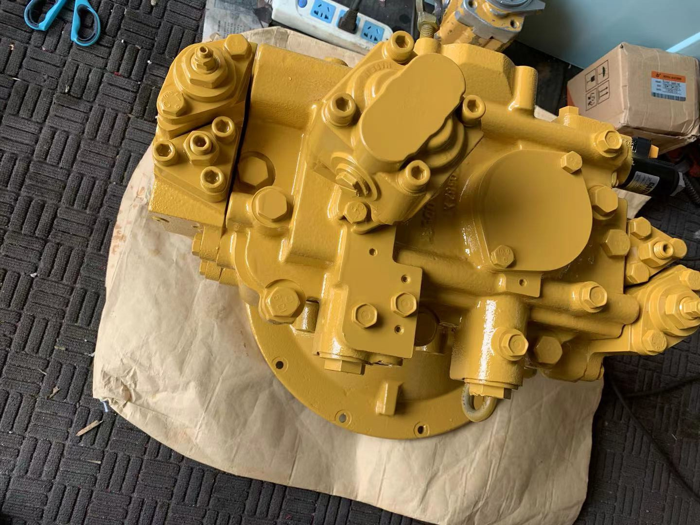 Hydraulic Pump 247 Main Pump 2570C Piston Pump 308E2SR Motor Pump 438D Pump assembly