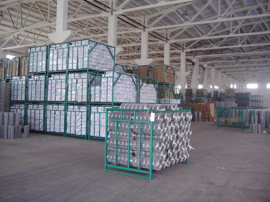 0.5-2 mm 1/2x1/2 1x1 50x50mm square mesh galvanized after welding hot dipped galvanized welded wire mesh