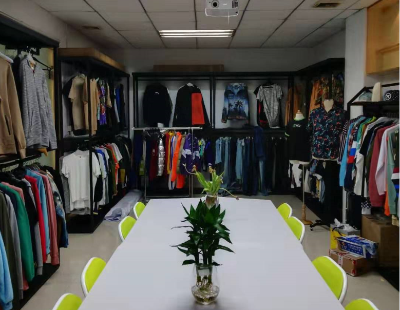 Hot Sell Custom Logo Tracksuit Men