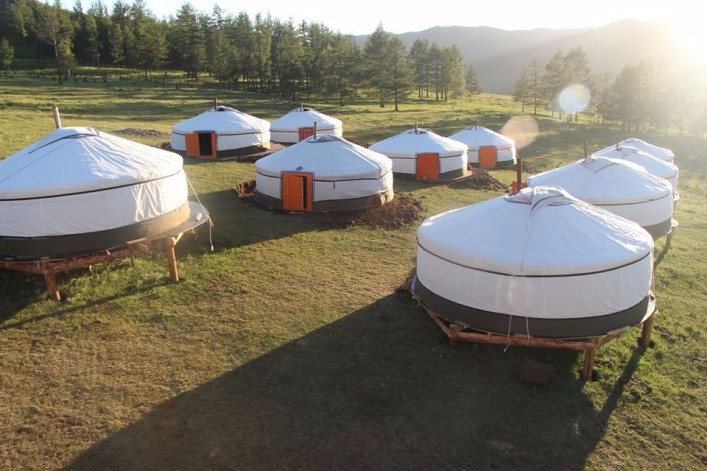 30 Square Meters Luxury Traditional Mongolian Yurt With High Frequency Welding