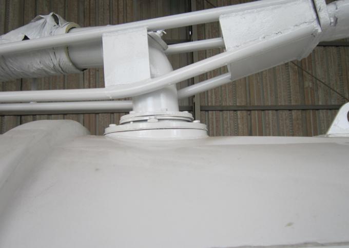 SINOTRUK HOWO Sewage Suction Truck for Sanitation Enterprise 5-6CBM LHD 4X2 Euro2