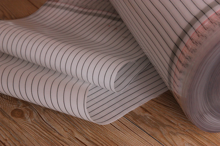 High Toughness Carbon Heating Film , 300W Underfloor Heating For Laminate Flooring Reviews