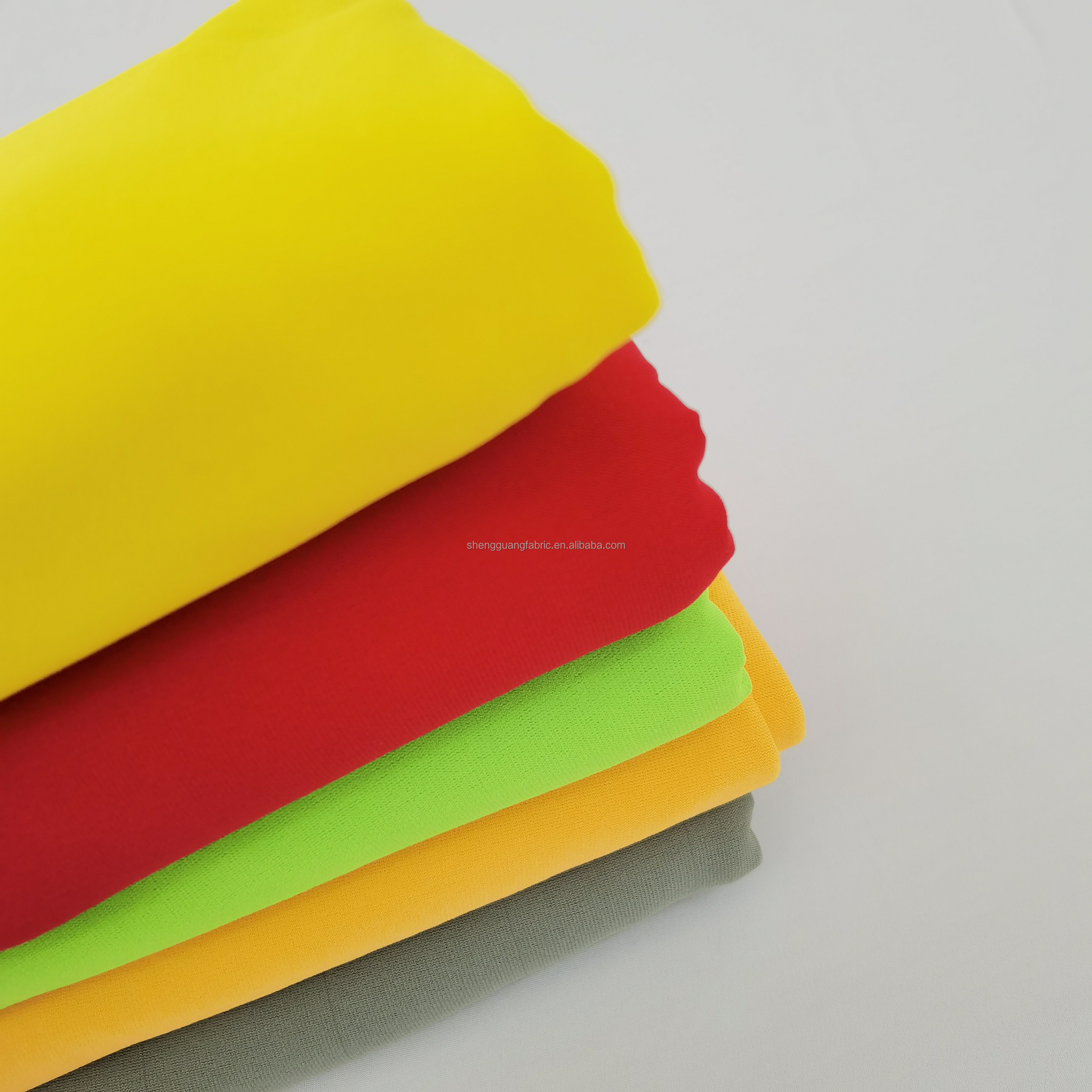 Durable 4-way Stretch Waterproof 100 Polyester Fabric for Diving Suits Yarn Count 75D