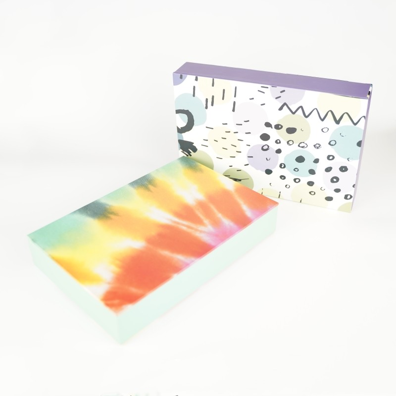 Clothing Storage Paper Box Recyclable and Customized for Colorful Printing Gifts Packaging