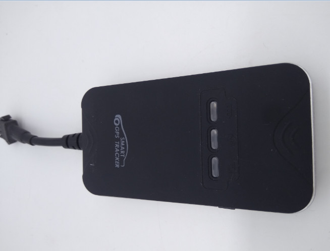 Electric Fence Vehicle GPS Tracking Device 80V ACC Cut Recovery Oil