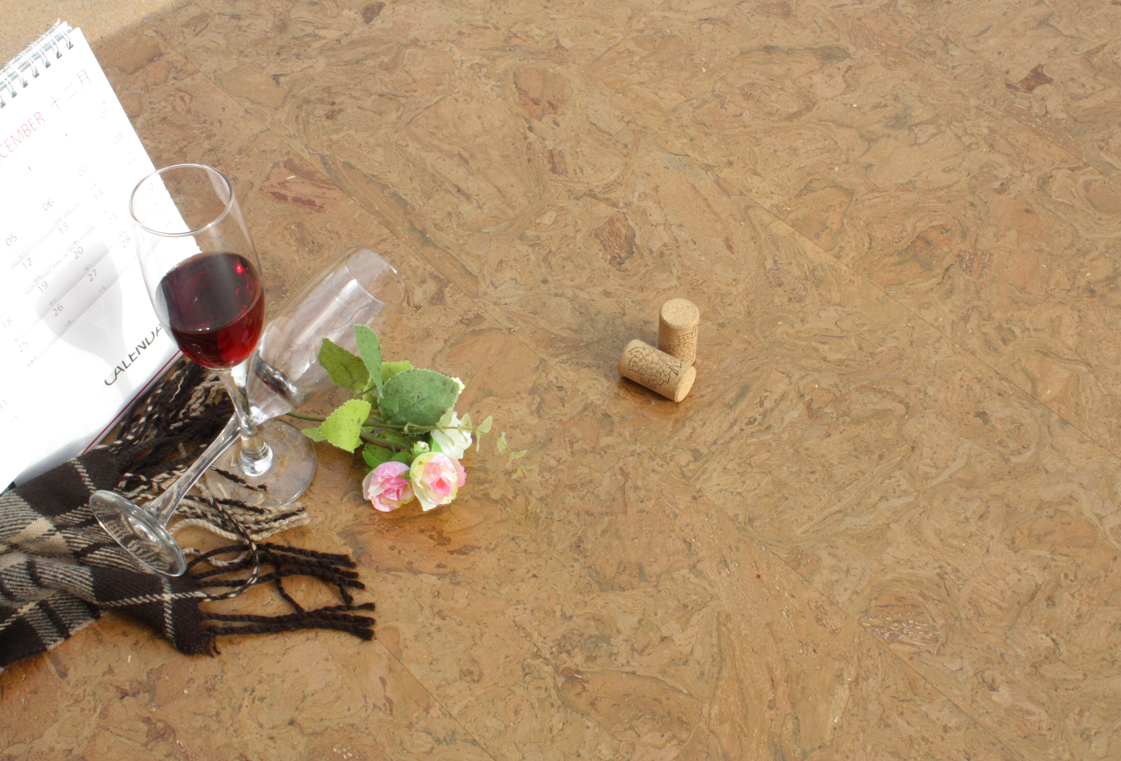 Custom Wood Floor Solution 4mm 5mm Portugal Cork Flooring Tiles with Onsite Training
