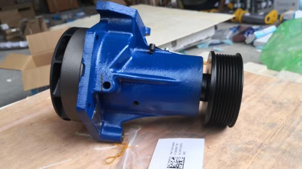612600061739-Water Pump Liugong Excavator CLG920 CLG922 CLG923 CLG925 Excavator