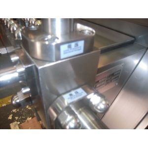 Sanitary Ice Cream Homogenizer Machine With PLC Control Convenient