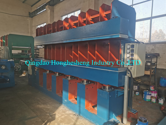 C Tyre Tire Tread Rubber Plate Vulcanizing Press Machine 200 Ton 1000*1000mm