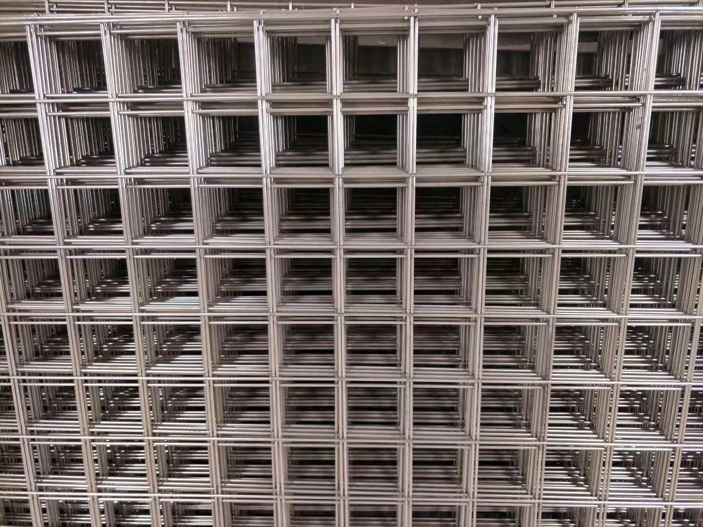 Silver 304 316 1x1 Welded Wire Mesh High Tensile Strength