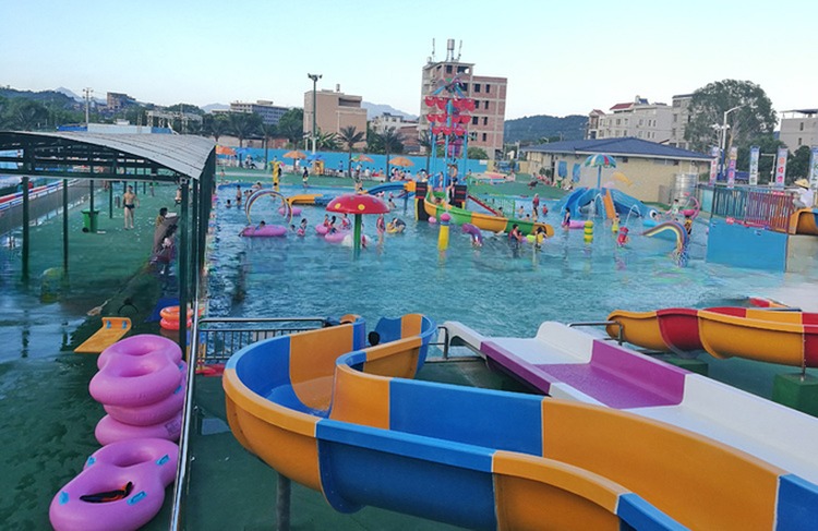 Kids Amusement Aqua Park Playground with Fiberglass Water Slide