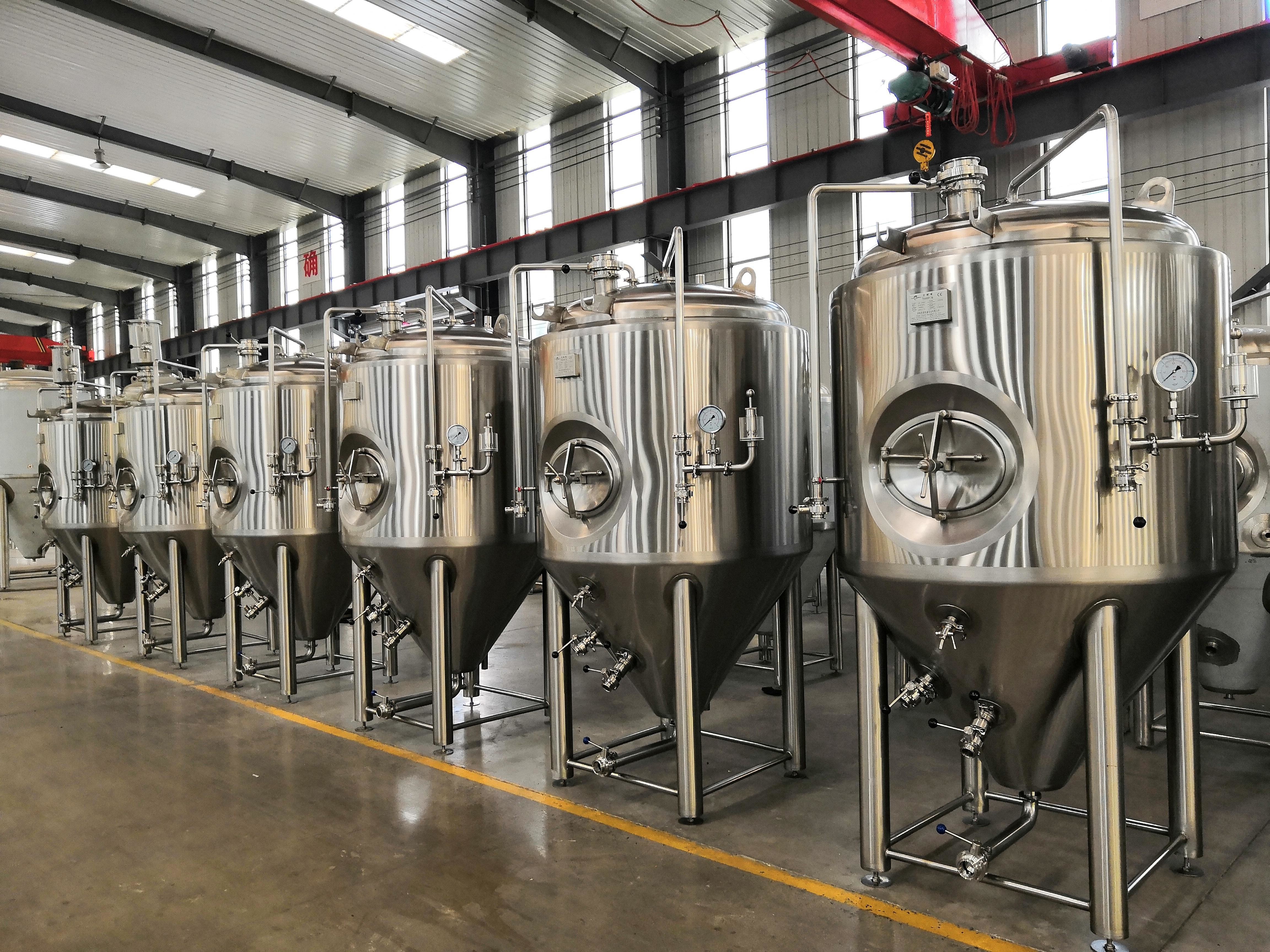 Silver Color 80KW 380V 500L Micro Beer Brewing System