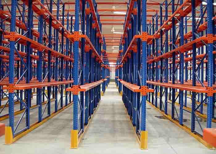 Steel Adjustable Drive In Steel Warehouse Shelving Rack Pallet Racking Shelves 4000kg/Level