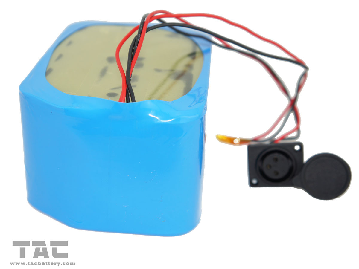 BMS Power Tool Rechargeable Batteries 26650 LiFePo4 Battery Pack 2AH For Solar Lighting