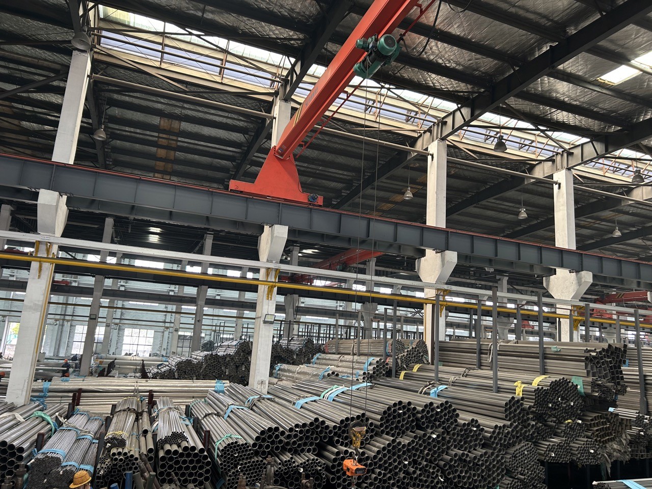 Welded Stainless Steel Mirror Pipe 4000mm 3 4 Metal For Pipeline