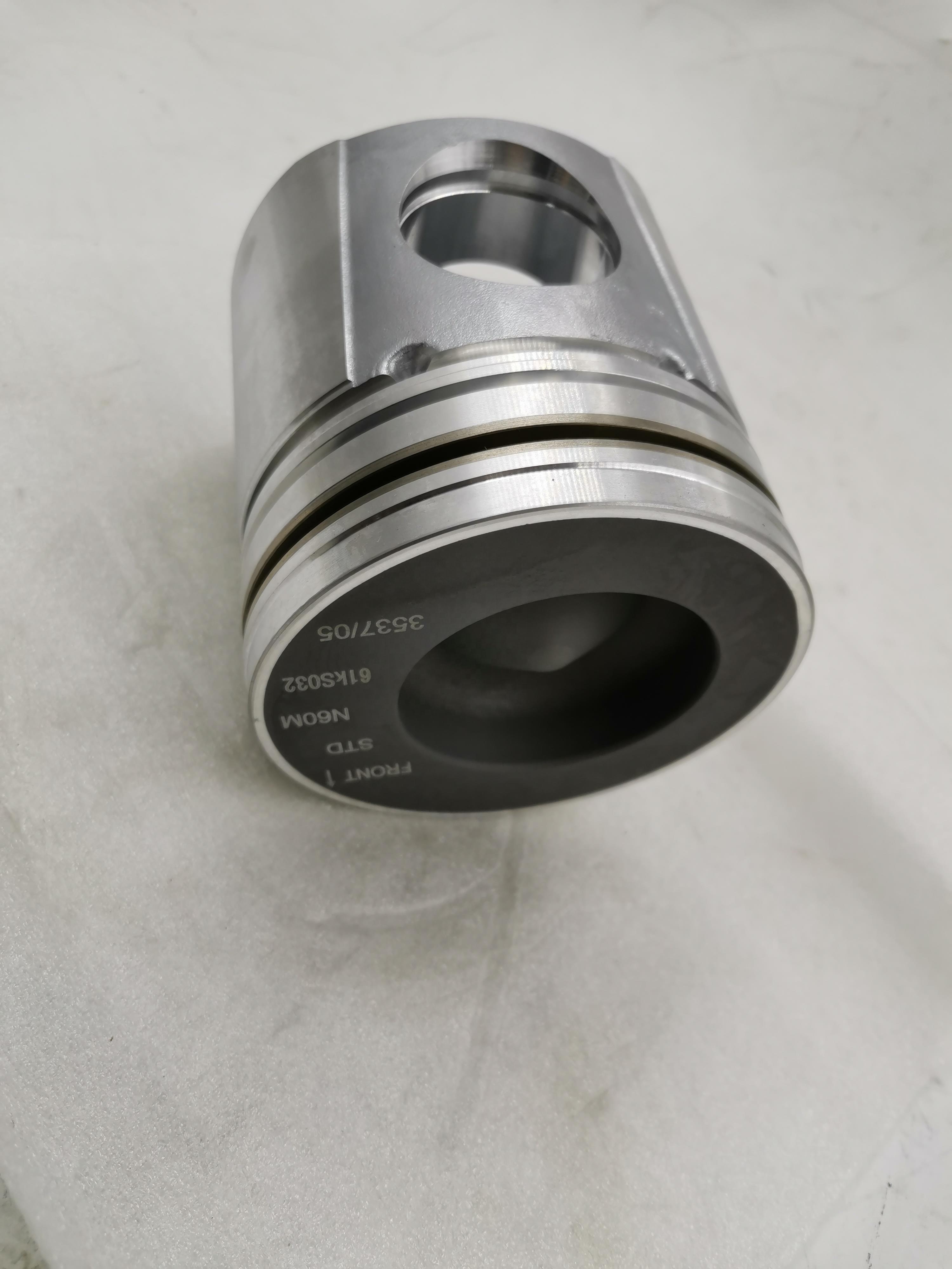 1.76kg 3923537 3923164 3919565 3917707 Diesel Truck 6CTA8.3 6CT8.3 Qsc8.3 Cumminss Engine Piston