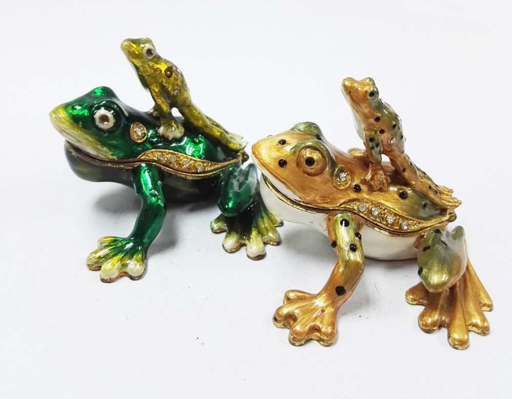 The Frog Prince with baby beautiful shape metal jewelry box antique metal jewelry box