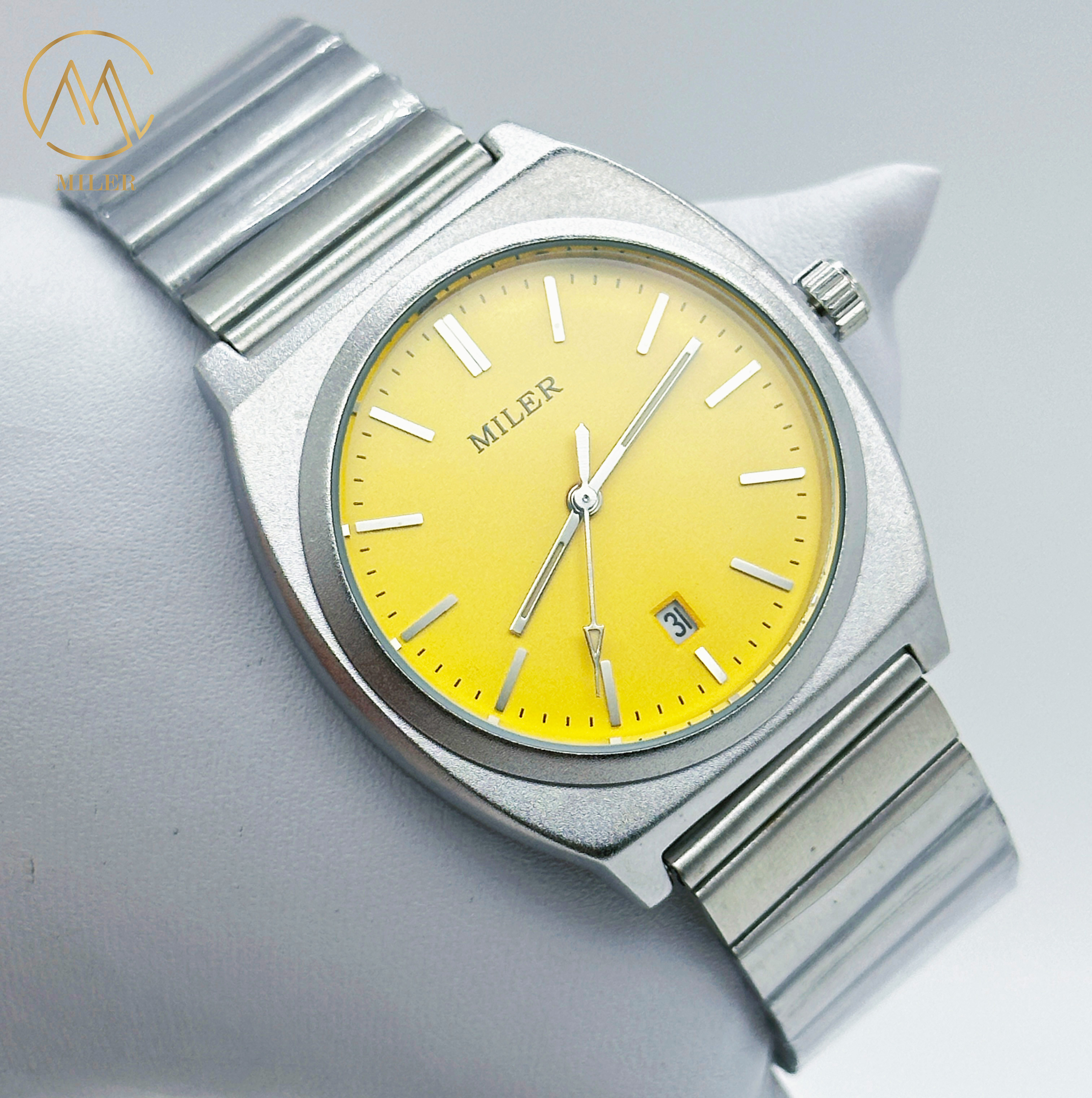 Fashion Dopamine Calendar Luxury Stainless Steel Wrist Watch For Men And Women