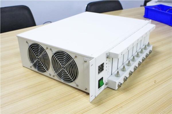 Presmatic Cylindrical 18650 Battery Charge And Discharge Tester 5V 3A 8CH PC