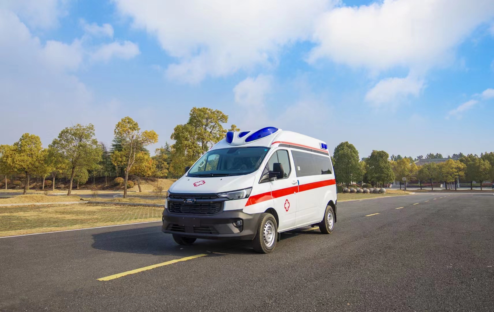 Ambulance Ambulance 2.2T Diesel Manual Transmission 6/7/8 Seats