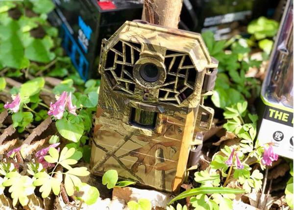 3G Email Wireless Hunting Trail Cameras 0.7s Trigger Speed 16MP 1080P Image