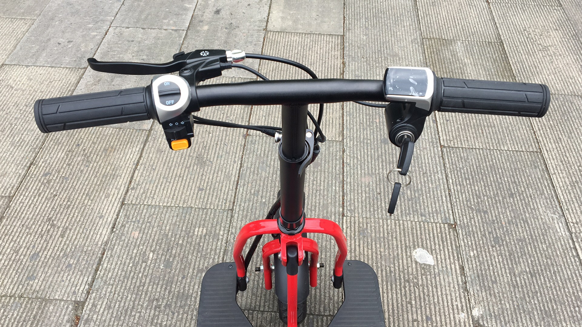 48V 10Ah Lithium Battery Fully Enclosed Mobility Scooter Fully Equipped Range 25-30km