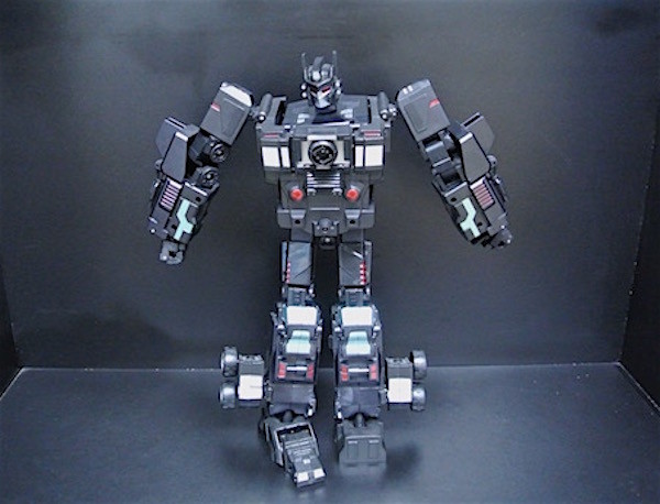 9 Inch Transformer Robot Toy For Adult Collection Environmental Material