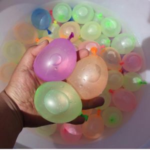 Sample 3-7 Days Quick Fill Water Balloon for Water Fighting Game Age Range 8 to