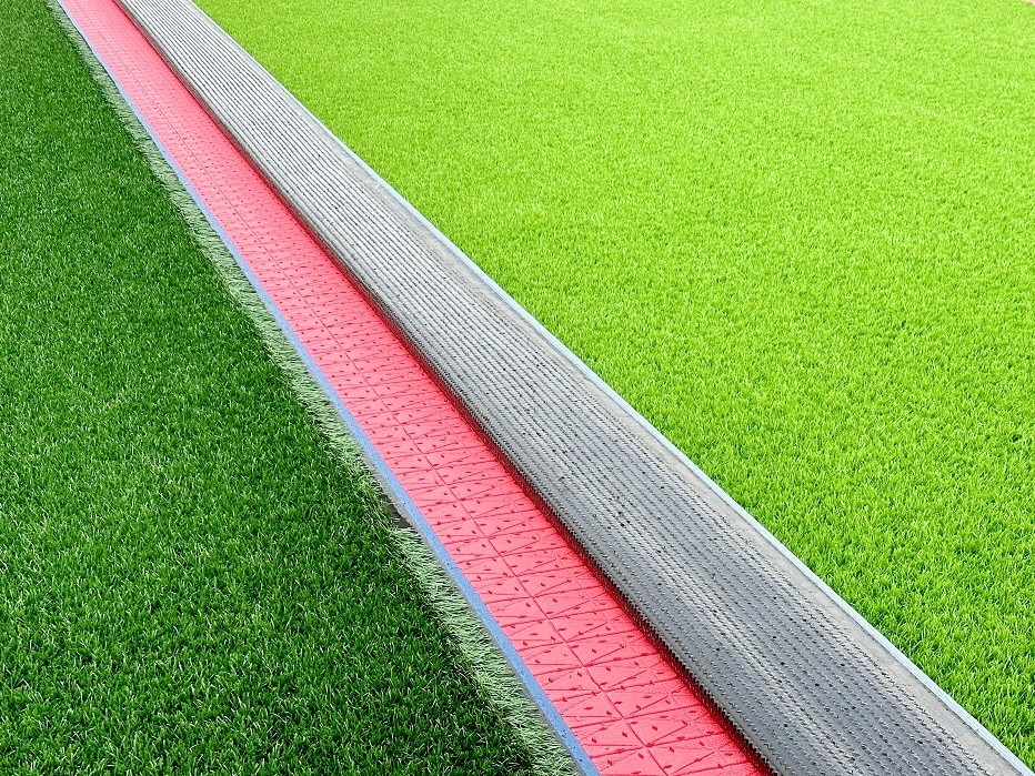 Weather Resistance Shock Pad For Artificial Turf Lawn Solution For EN15330 FIFA 2024 Sports Fields Construction