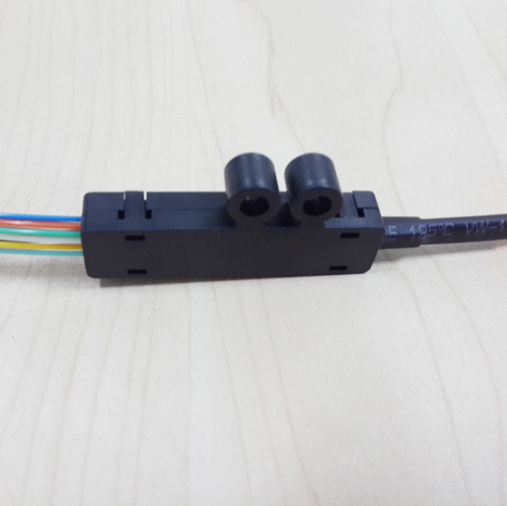 MPO-12 To SC LC Break Out Pigtail Patch Cord Fiber Optic FanOut Cable