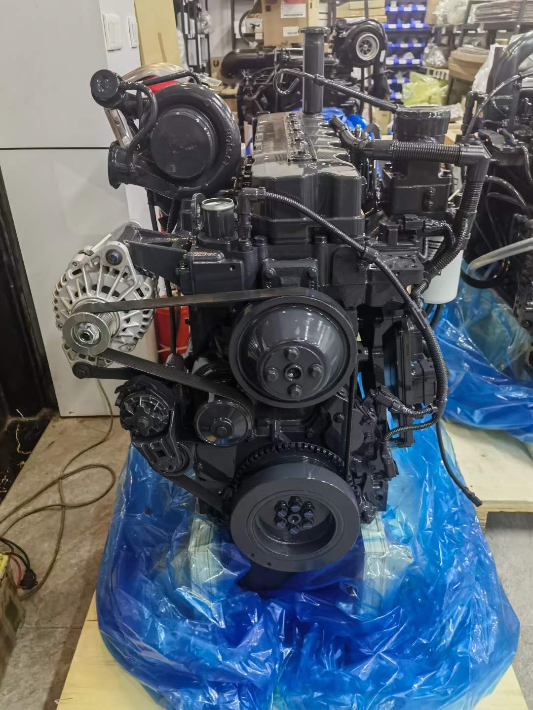 Cummins QSB6.7 6D107 engine used For PC200-8/PC210-8/PC220-8/PC240-8 excavators