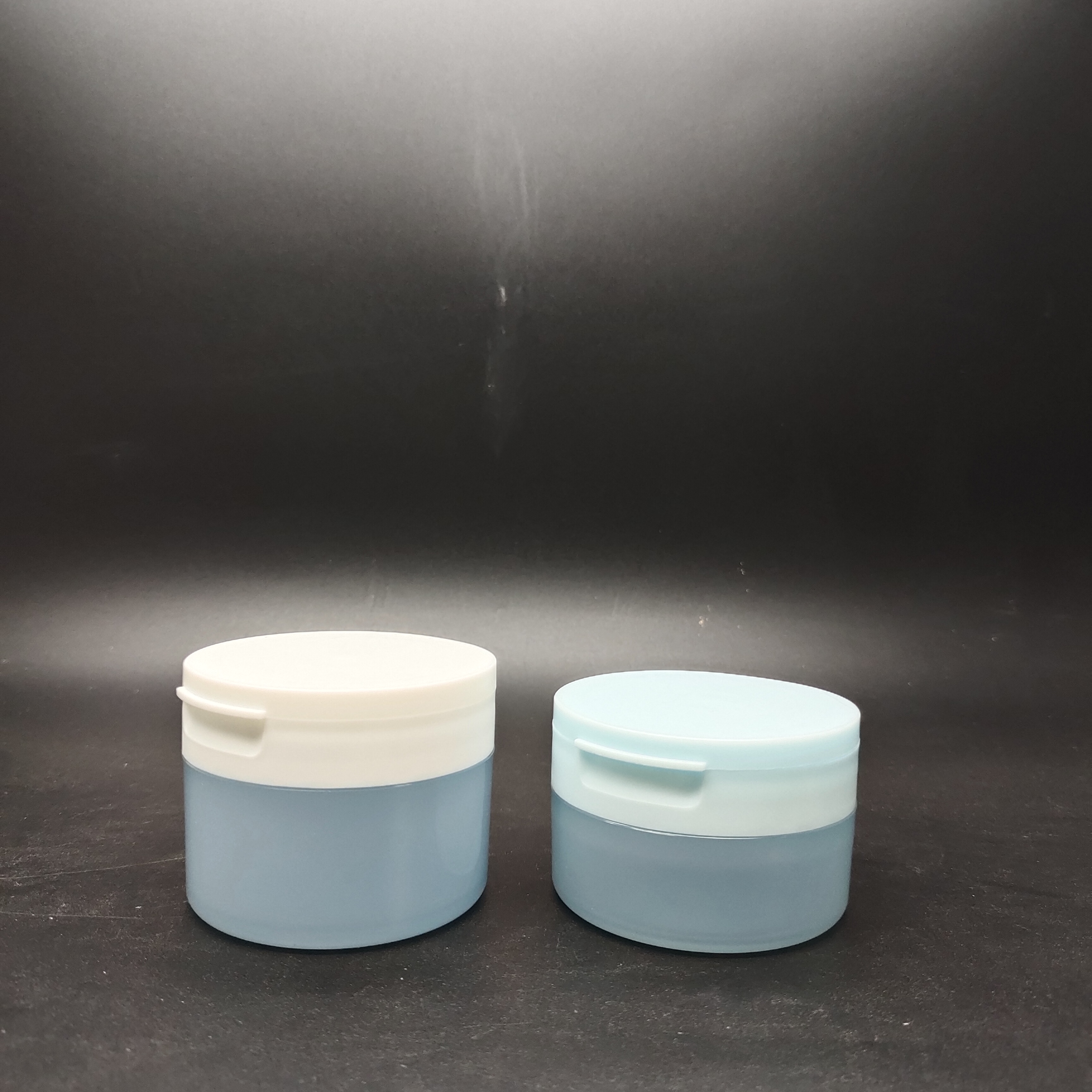 80g 100g 120g Flip Top Lid Cosmetic Jars Made of PP Material Suitable for Skincare Packaging