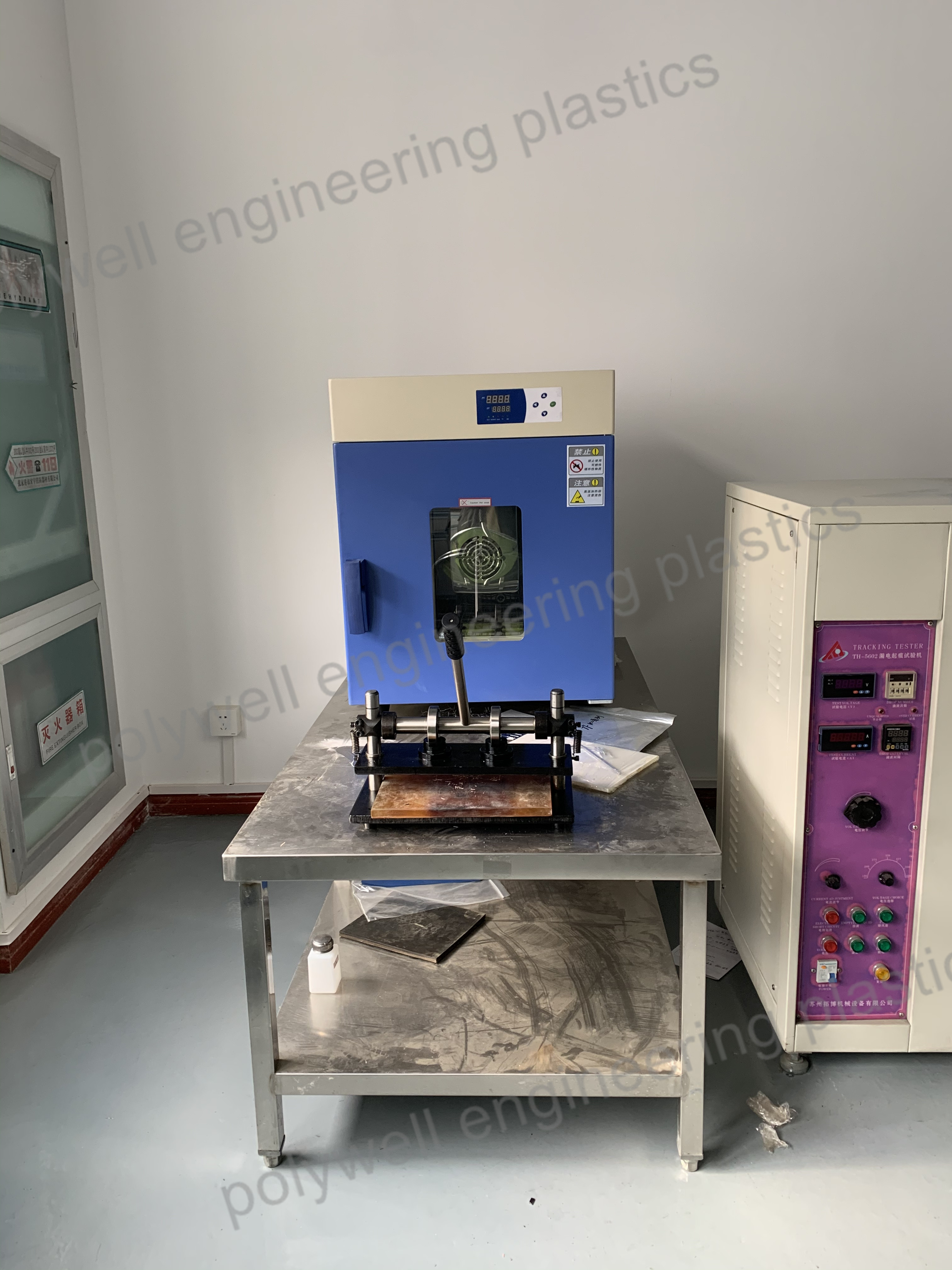 Specimen Static Load Plastic Universal Testing Machine Tensile Test