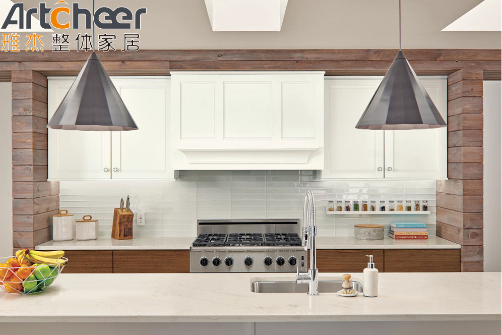 Mail Packing Durable Painted Kitchen Furniture with Simply Design and Lacquer