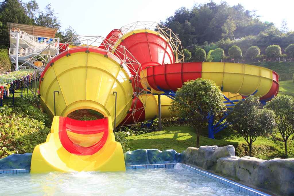 Aqua Park Adult And Children Tornado Water Slide Large Customized