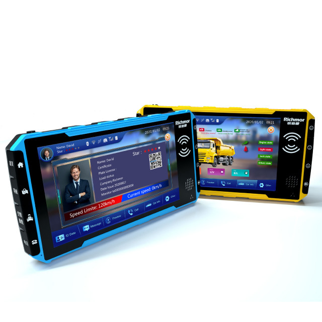  Taxi Vehicle Smart Touch Monitor with 16MS Response Time and 6CH 1080P DSM MDVR Manufactures