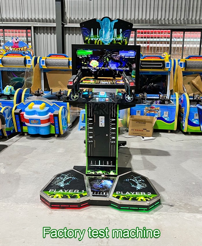 650W Shooting Arcade Machines 42" Aliens Extermination With Pedal Wooden Cabinet