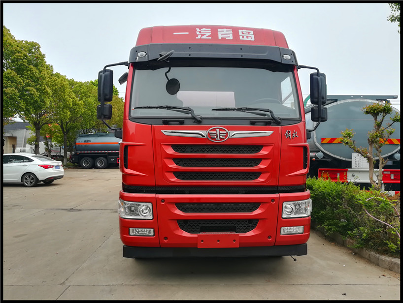FAW 26-28cub 260 Horsepower Front Four Rear Six (8x2) Aluminum Alloy Chemical Vehicle Special Truck Special Transport Truck