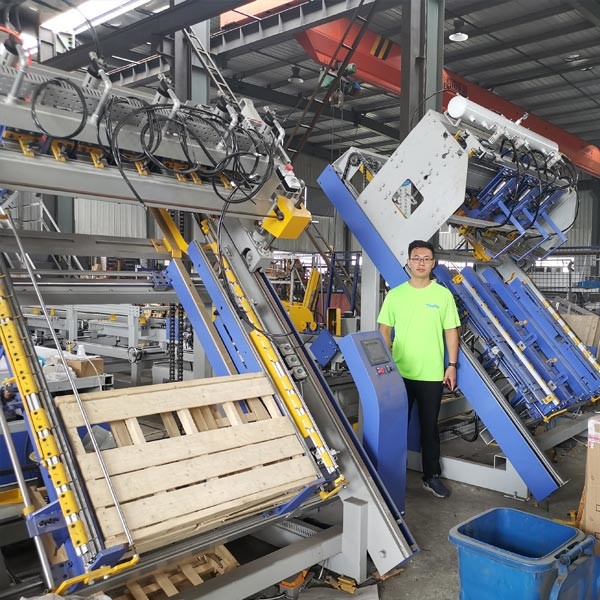 Pallet Nailer Machine For American Wooden Stringer Pallets